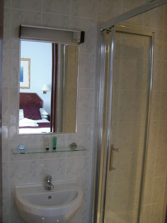 Kings Paget Hotel West Drayton  Rom bilde