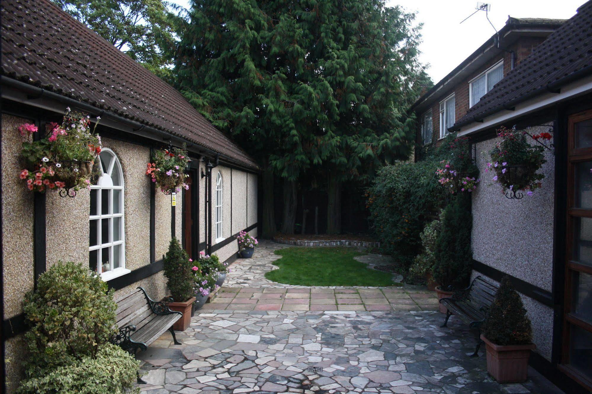 Kings Paget Hotel West Drayton  Eksteriør bilde