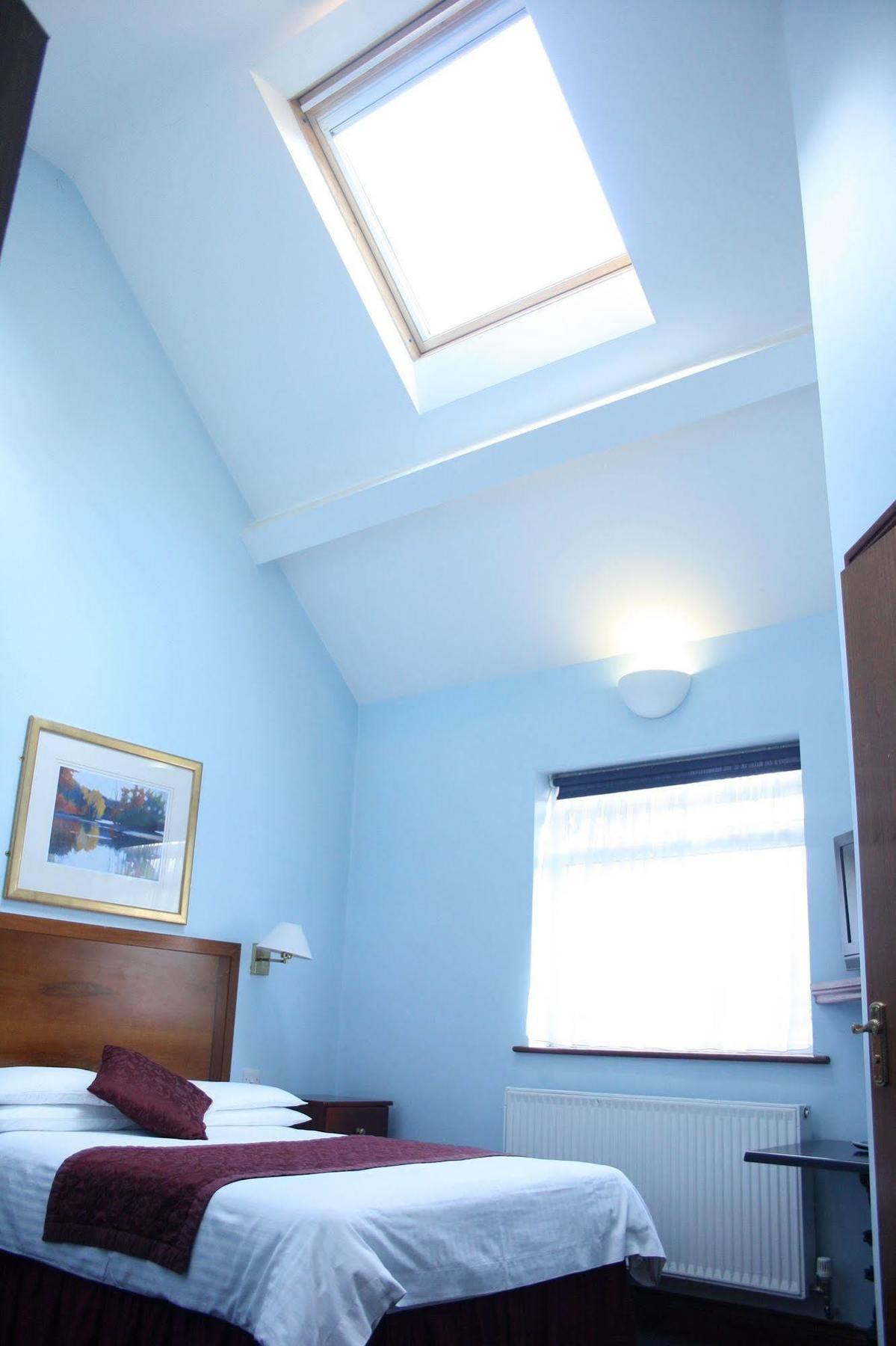 Kings Paget Hotel West Drayton  Eksteriør bilde